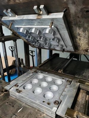 طلاء حقن السيليكون السائل LSR بلاستيك CNC EDM تجويف متعدد